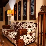 Jardines De فندق مبيت وإفطار