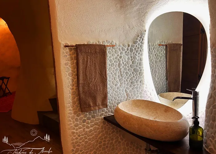 Jardines De Bed & Breakfast 3*